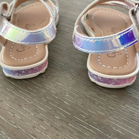 Cynthia Rowley size 6 irredescent rainbow sandals - Picture 4 of 15